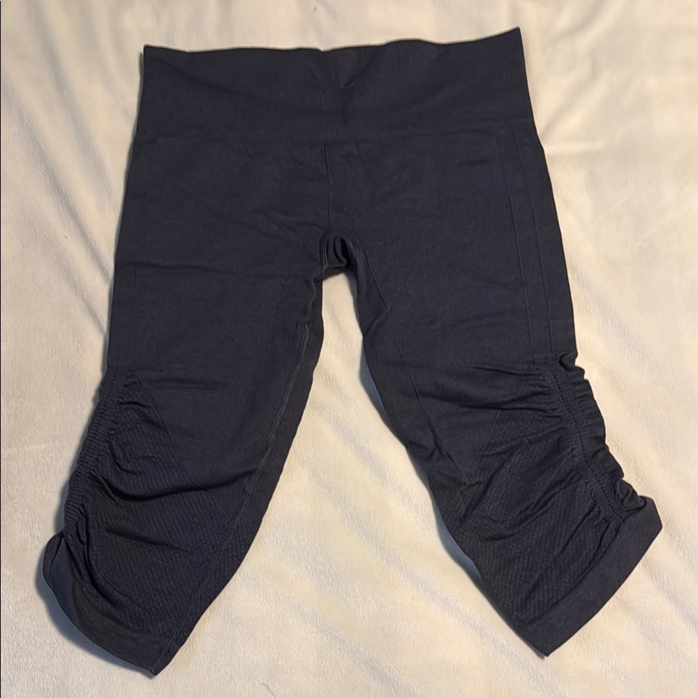 Lululemon Athletica Dark purple Ruched Leggings